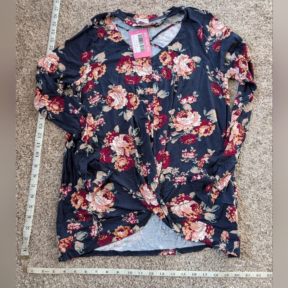 Floral Print Long Sleeve Top - Black and Red